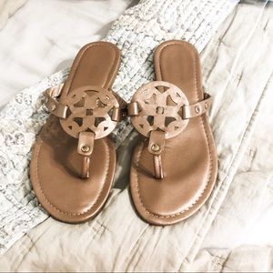 Boutique sandals